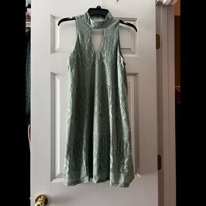 Elegant Green Patterned Dress